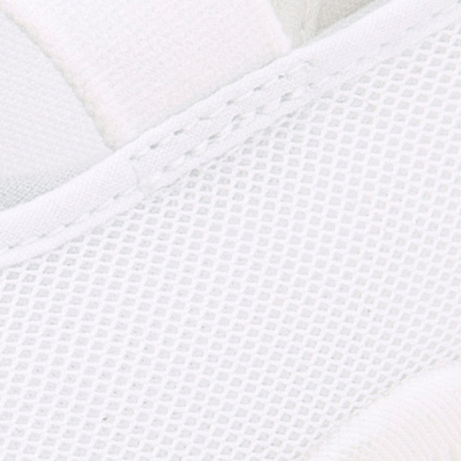 メッシュアッパー